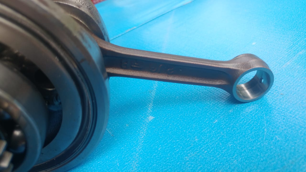 motor bekas, setang piston, piston motor, setang piston motor, ganti setang piston, cara yang benar ganti setang piston, Ini Alasannya Jangan Sembarangan Ganti Setang Piston Di Motor Bekas