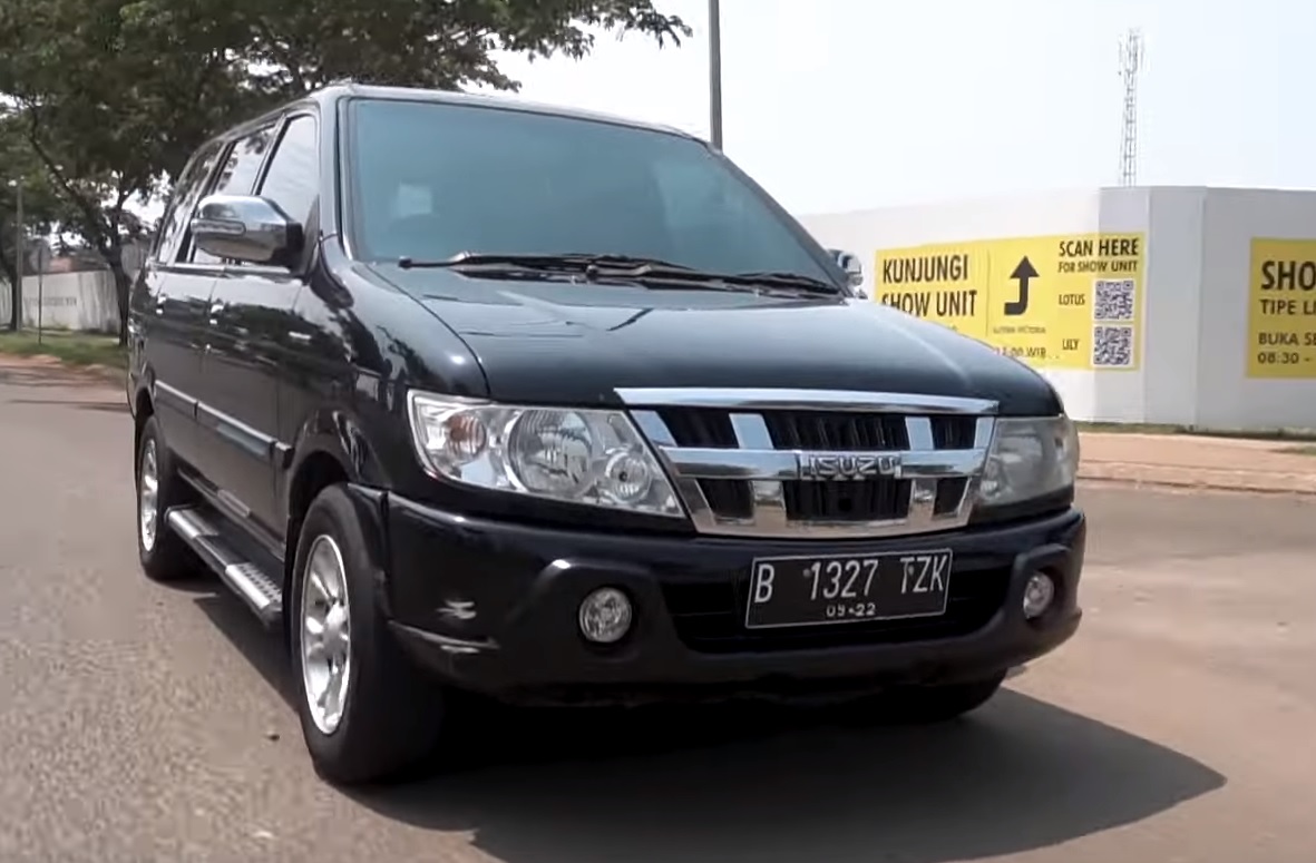 mobil bekas, isuzu panther, Panther Bekas, harga mobil bekas isuzu panther, mobil bekas isuzu panther, jelang puasa, Menjelang  Puasa, Mobil Bekas Isuzu Panther 2012 Dijual Mulai Rp 100 Jutaan