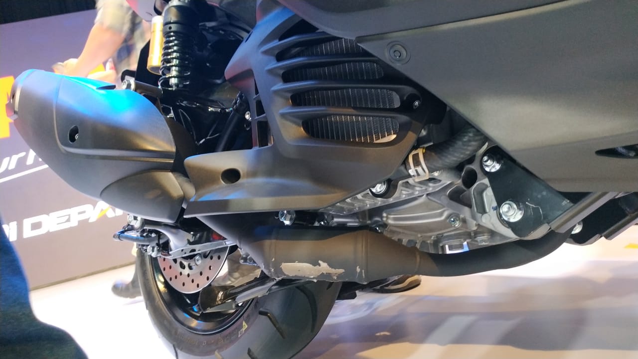 motor bekas, radiator motor, slang radiator, ciri slang radiator rusak, slang radiator motor, ciri-ciri slang radiator motor rusak, Tiga Ciri-ciri Slang Radiator di Motor Bekas Sudah Harus Diganti Baru