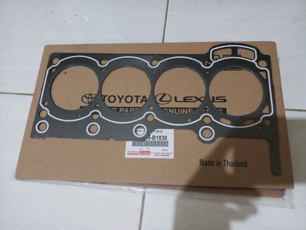 mobil bekas, radiator mobil, tabung reservoir, tabung reservoir radiator, penyebab ada oli di tabung resevoir, tabung reservoir mobil, Sebelum Mudik Kenali Penyebab Ada Oli Di Tabung Reservoir Radiator Mobil Bekas