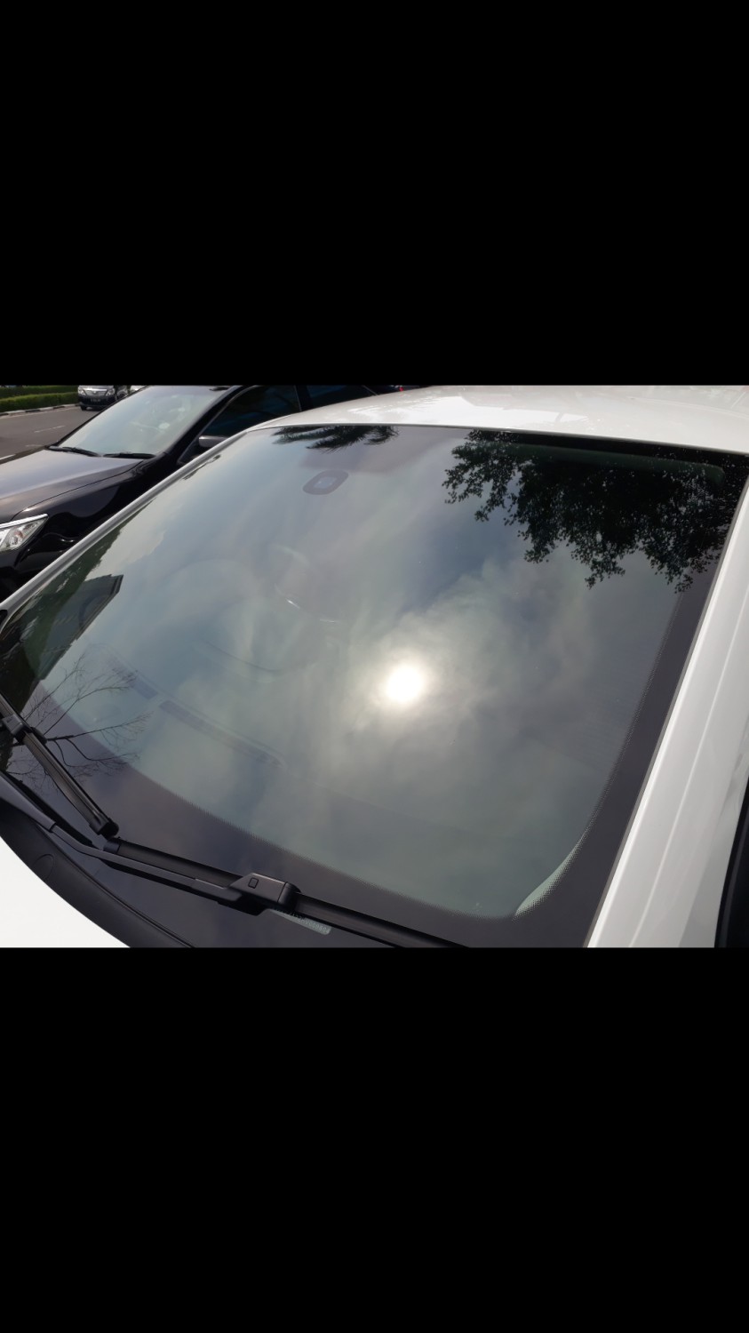 kaca mobil, mobil bekas, Penyebab kaca mobil baret, kenapa kaca mobil baret, apa penyebab kaca mobil baret, Musim Hujan, Ini Dua Penyebab Kaca Depan Mobil Bekas Bisa Baret