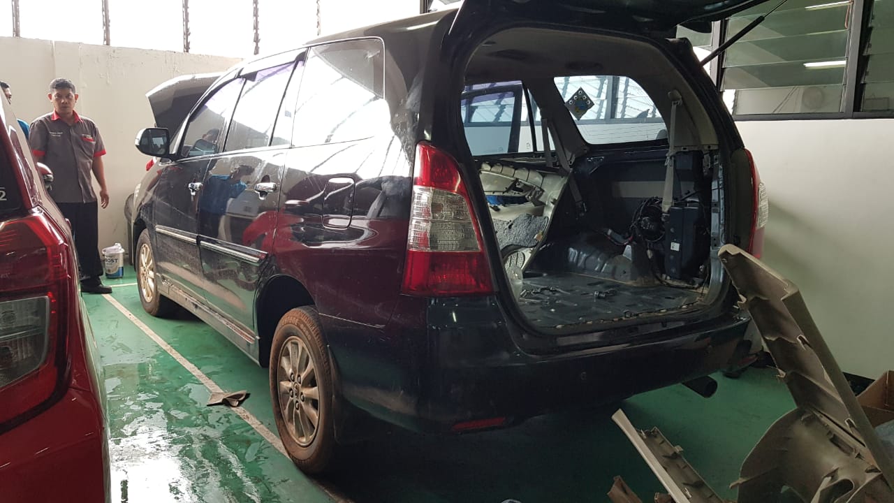 mobil bekas, mobil bekas banjir, mobil bekas murah, Mobil Eks Banjir, Jasa Inspeksi Mobil Bekas, Jasa Inspeksi Saja Takut, Cek Unit Mobil Bekas Terindikasi Banjir Segera Pamit Pulang