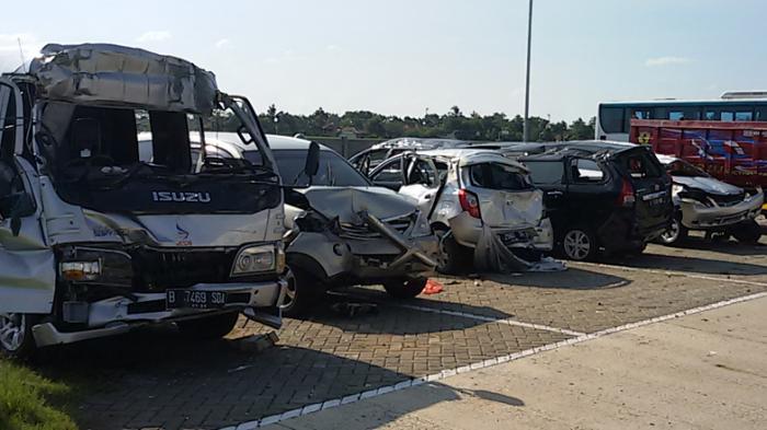 mobil bekas, mobil bekas kecelakaan, mobil bekas tabrak, tips cek mobil bekas, mobil bekas terguling, Tips Beli Mobil Bekas, Riwayat Terungkap Lewat Pilar A, B dan C