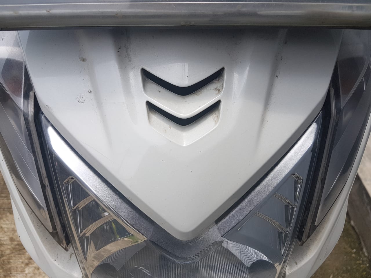 motor bekas, cat motor, kenapa cat putih menguning, cara mencegah motor bodi putih menguning, cara cegah cat warna putih menguning, cat warna putih menguning, Gaes, Bengkel Ini Punya dua Cara Mencegah Motor Bodi Putih Menguning