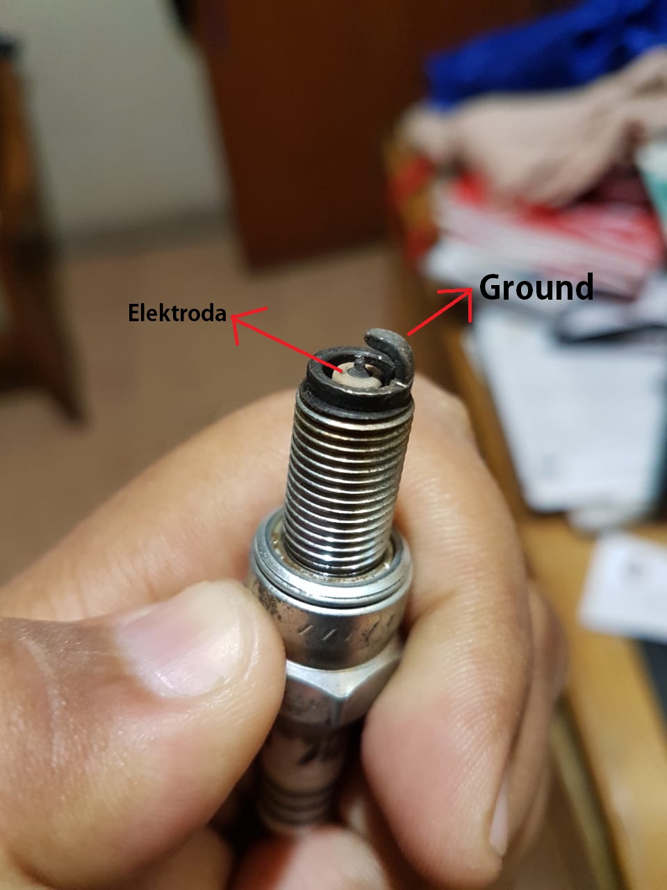 busi, motor bekas, busi motor, ciri busi minta ganti, ciri busi motor minta ganti, Jangan Tunggu Mogok, Ini Ciri Busi Di Motor Bekas Minta Diganti