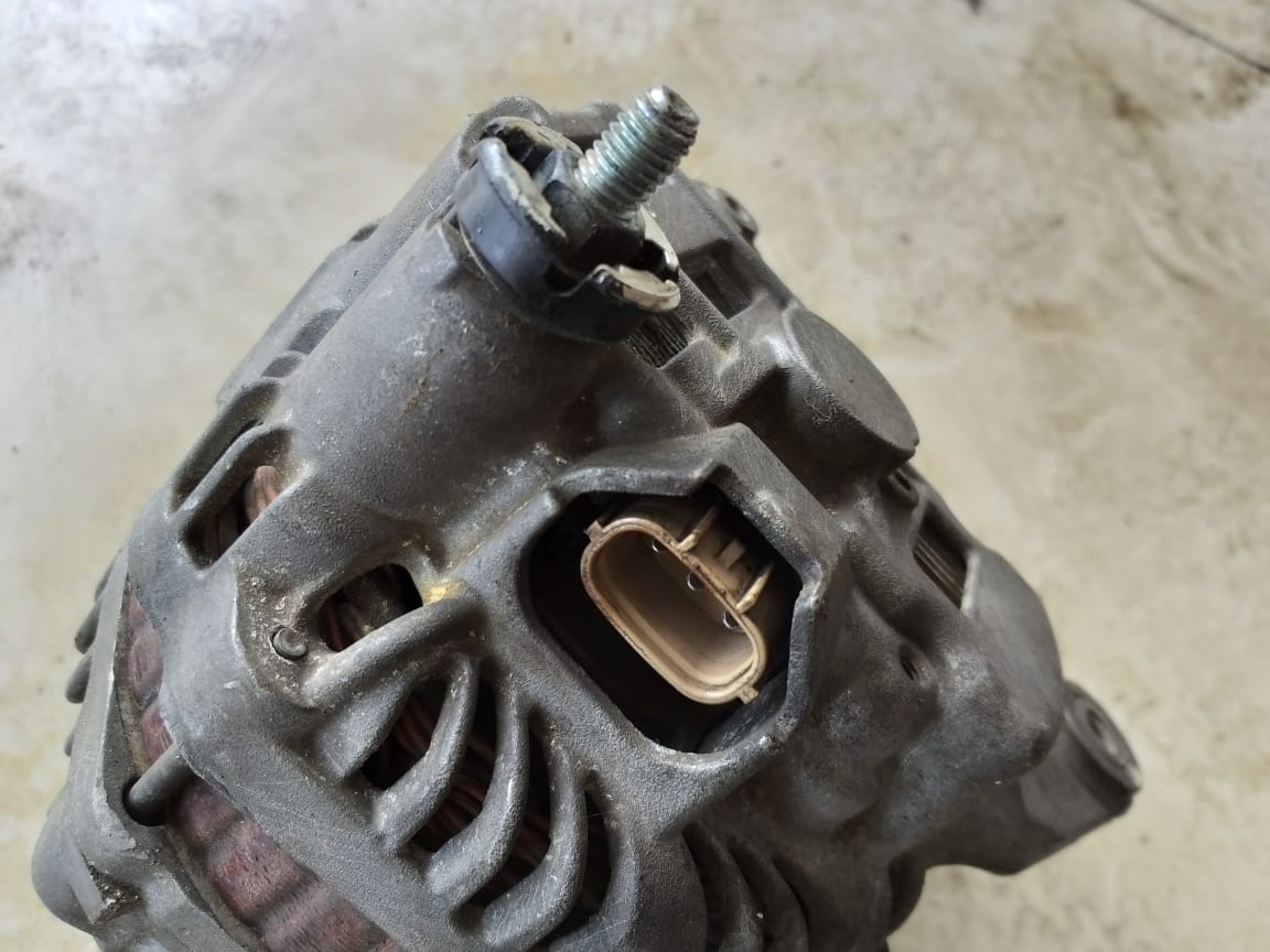 mobil bekas, alternator, alternator mobil, penyebab alternator rusak, penyebab alternator mobil rusak, kenapa alternator mobil rusak, Inilah Dua Penyebab Alternator Di Mobil Bekas Bisa Mengalami Kerusakan