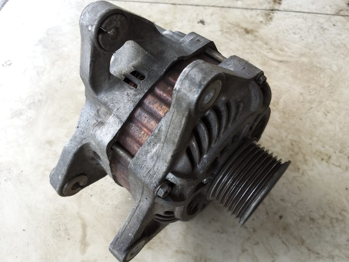 arus listrik, komponen, alternator, kumparan, IC regulator, Alternator Enggak Bekerja Normal, Aki Mobil Ternyata Bisa Tekor