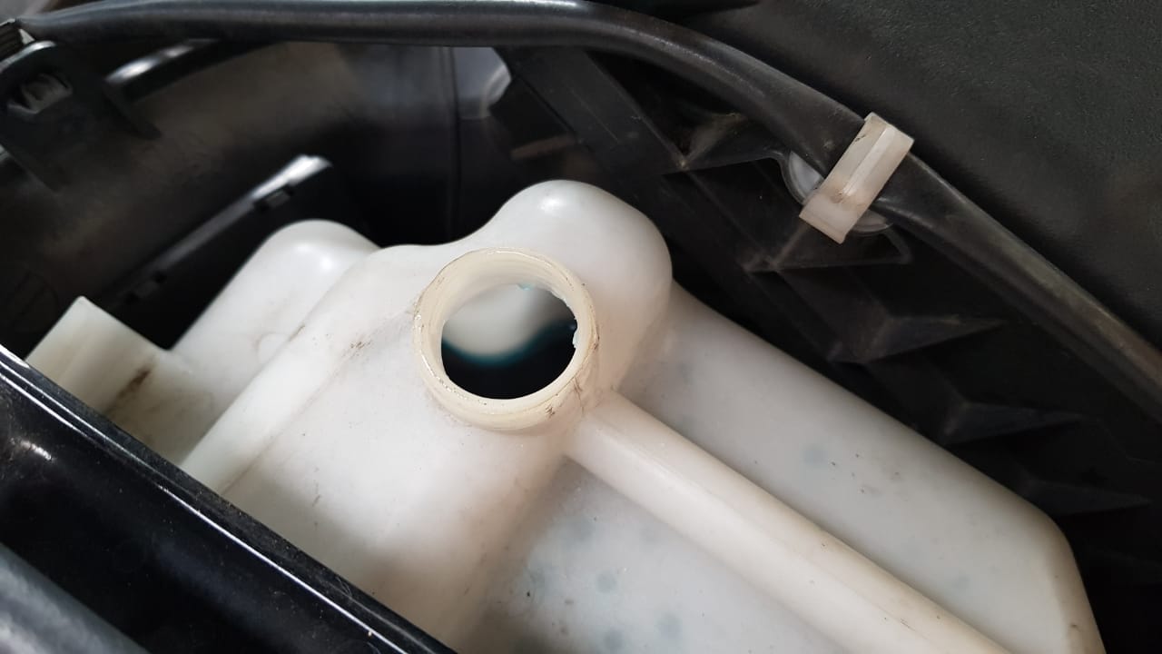 panas, kerusakan, air radiator, Overheat, radiator coolant, Cuaca Lagi Panas, Begini Cara Cek Radiator Coolant yang Benar