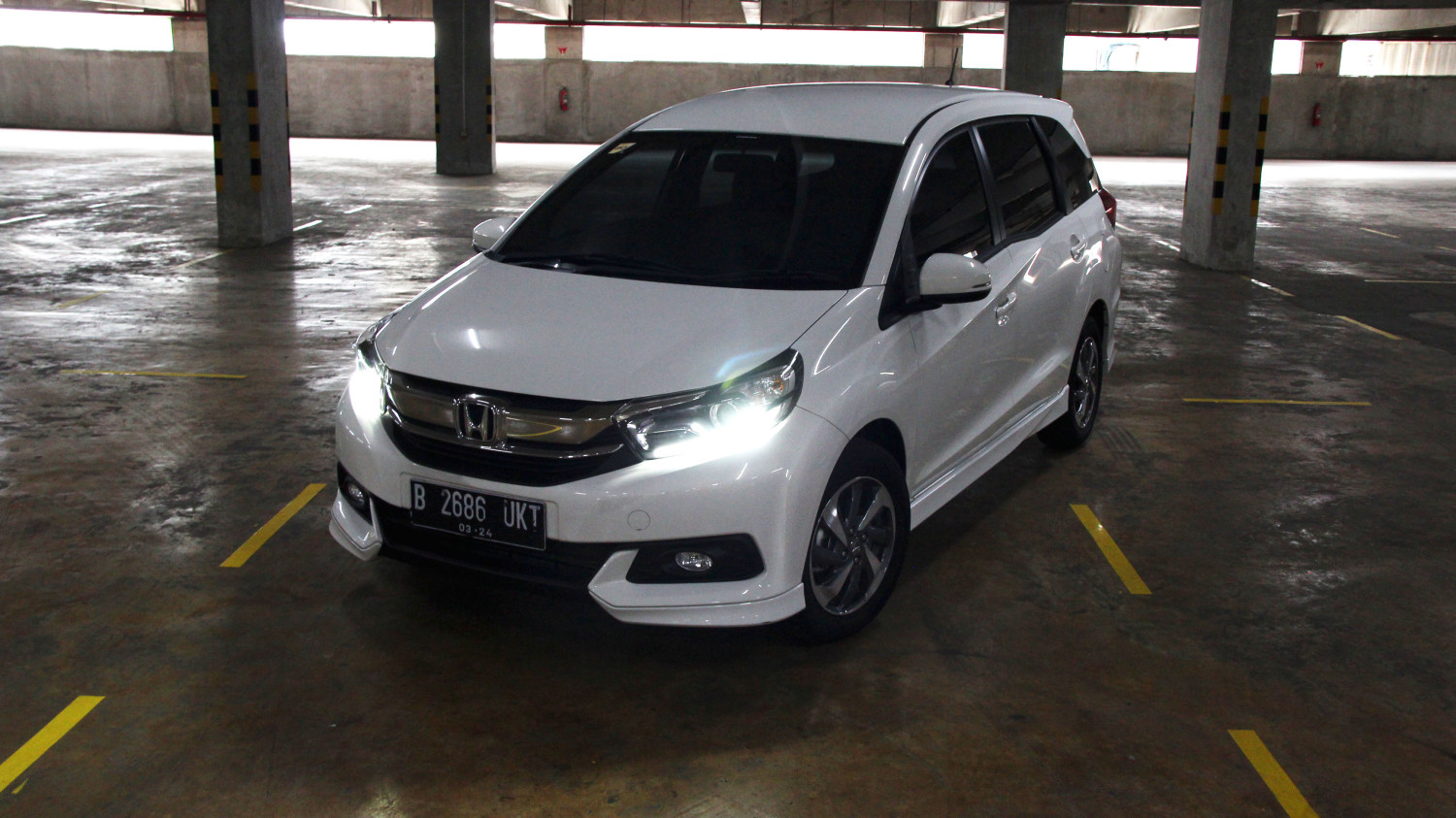 honda mobilio, mobilio bekas, harga mobil bekas mobilio, mobil bekas Honda Mobilio, mobil bekas keluarga, Harga Honda Mobilio Tahun 2020 Bekas Sisa Segini, Pas Buat Keluarga