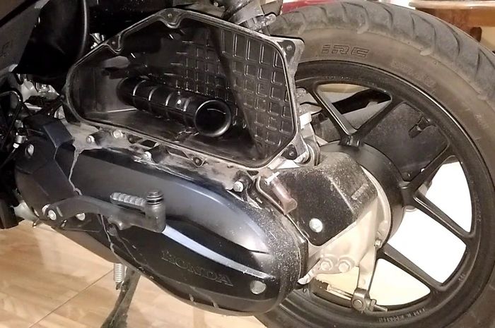 oli mesin, motor matic, mesin motor matic, oli mesin motor matic, takaran oli mesin motor matic, Hati-hati, Mesin Motor Matic Bisa Kacau Bila Kelebihan Isi Oli