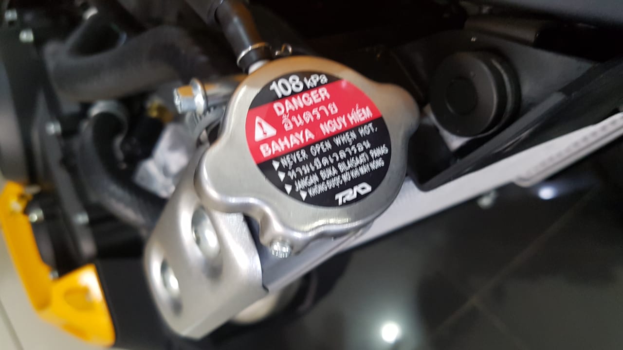 motor bekas, tutup radiator, ciri tutup radiator motor rusak, tutup radiator universal, curi tutup radiator rusak, Ini Sebabnya Jangan Ganti Tutup Radiator Motor Yang Universal