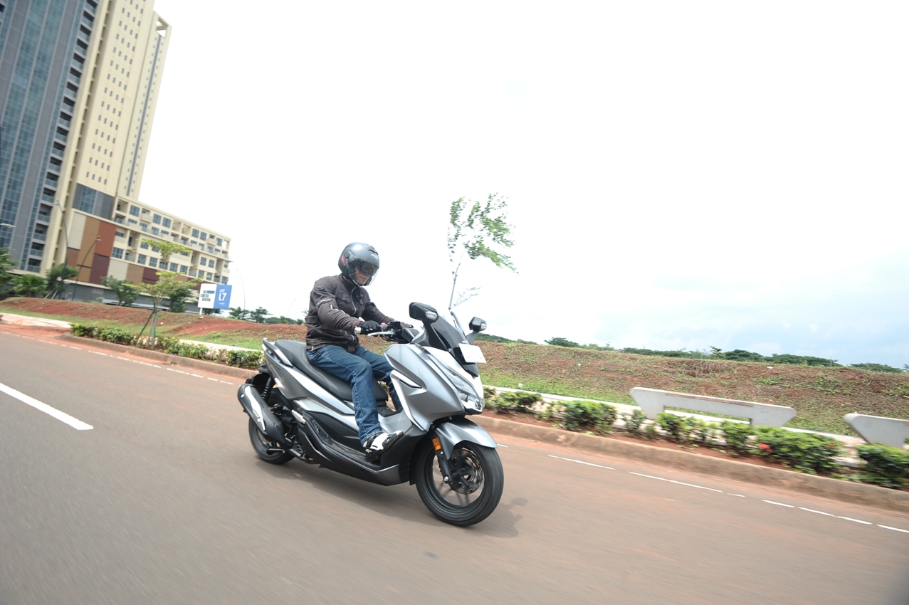 honda, windshield, Honda Forza, AF Motoshop, Bukan Buat Kaum Mendang Mending, Harga Windshield Honda Forza Tembus Segini