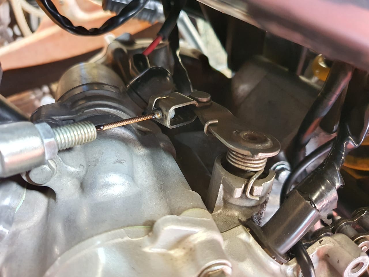 motor bekas, kabel kopling motor, kabel kopling, kenapa kabel kopling jangan kepanjangan, kabel kopling motor bekas, Ternyata Ini Sebabnya Ganti Kabel Kopling Motor Jangan Kepanjangan