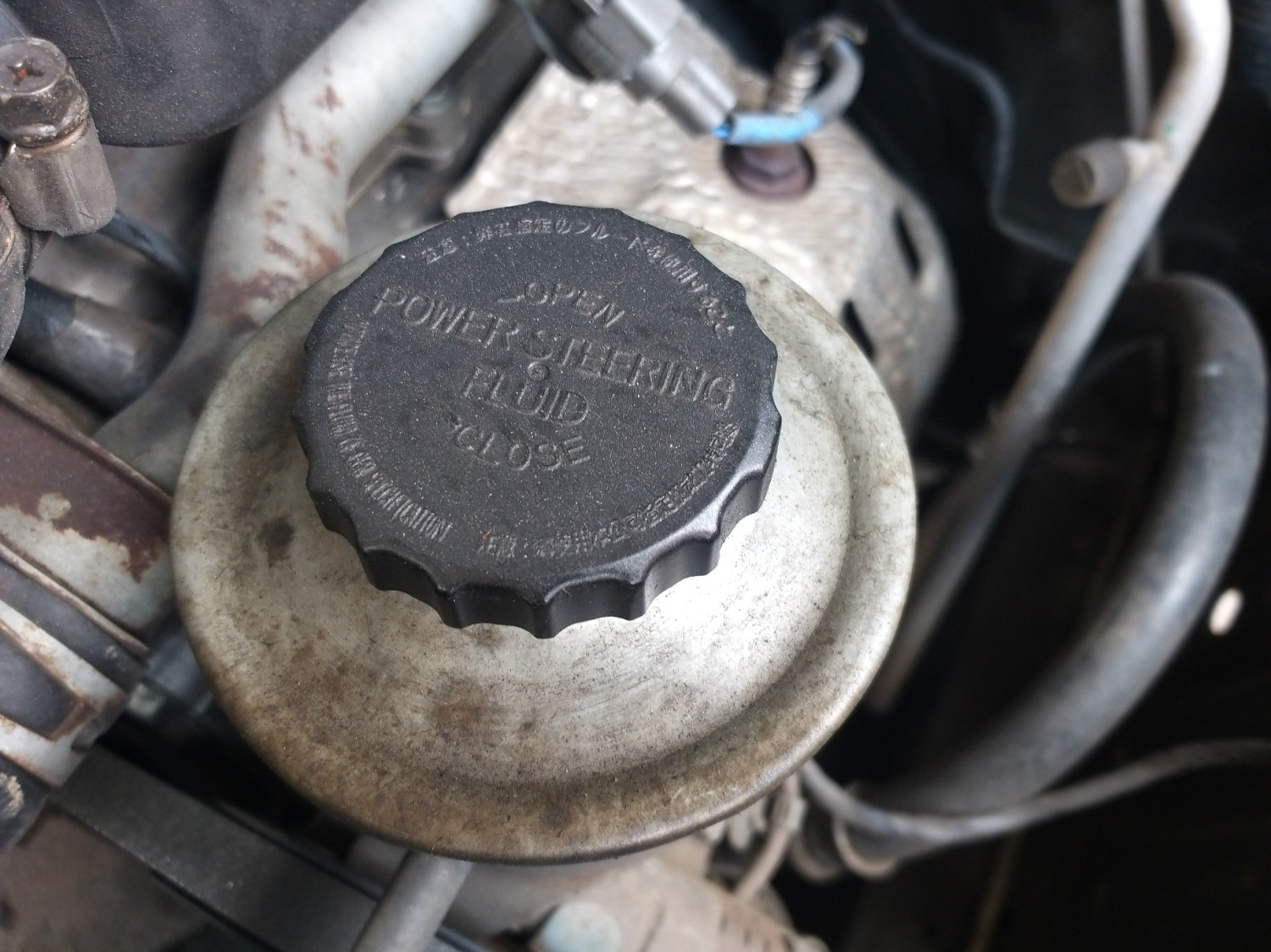 mobil bekas, power steering hidraulis, power steering mobil, cara cek kebocoran power steering, Ternyata Oli Power Steering Mobil Bekas Yang Bocor Deteksinya Gampang