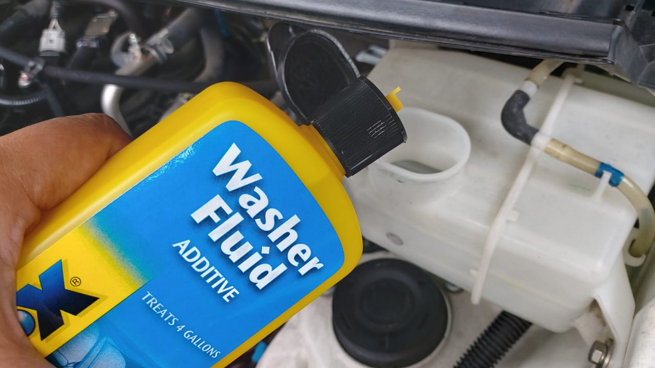 wiper mobil, mobil bekas, air wiper, Air wiper mobil, air washer wiper, Air washer, Musim Hujan, Ini Sebabnya Kenapa Air Wiper Mobil Bekas Perlu Dikuras