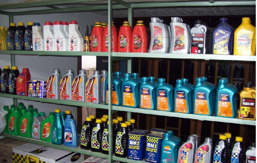 rupiah melemah, astra otoparts, harga spare part naik, Harga Suku Cadang Naik, Harga Onderdil Naik, Belanja Suku Cadang Otomotif Saat Ini Bikin Syok, Harga Meroket 10 Persen Gara-gara Ini