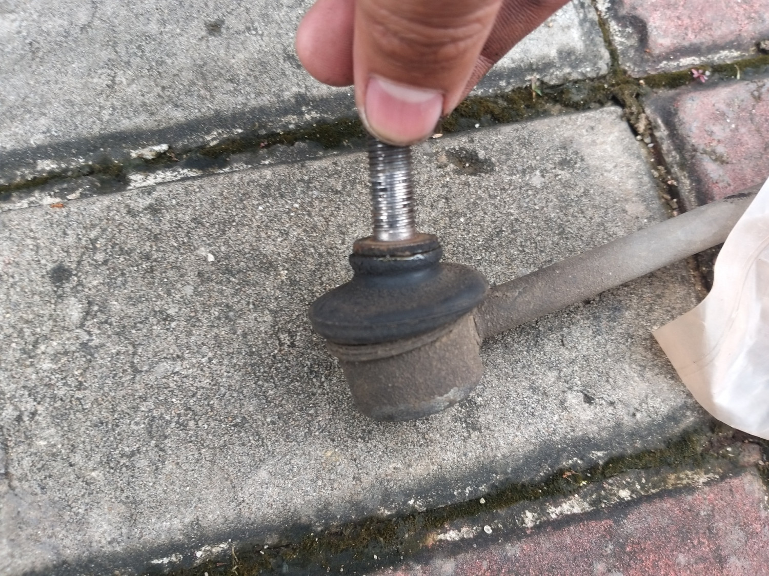rusak, Kaki-kaki, body roll, link stabilizer, limbung, Teflon Anti Lengket, Link Stabilizer Kaki-kaki Mobil Mengalami Rusak Bisa Dirasakan Begini