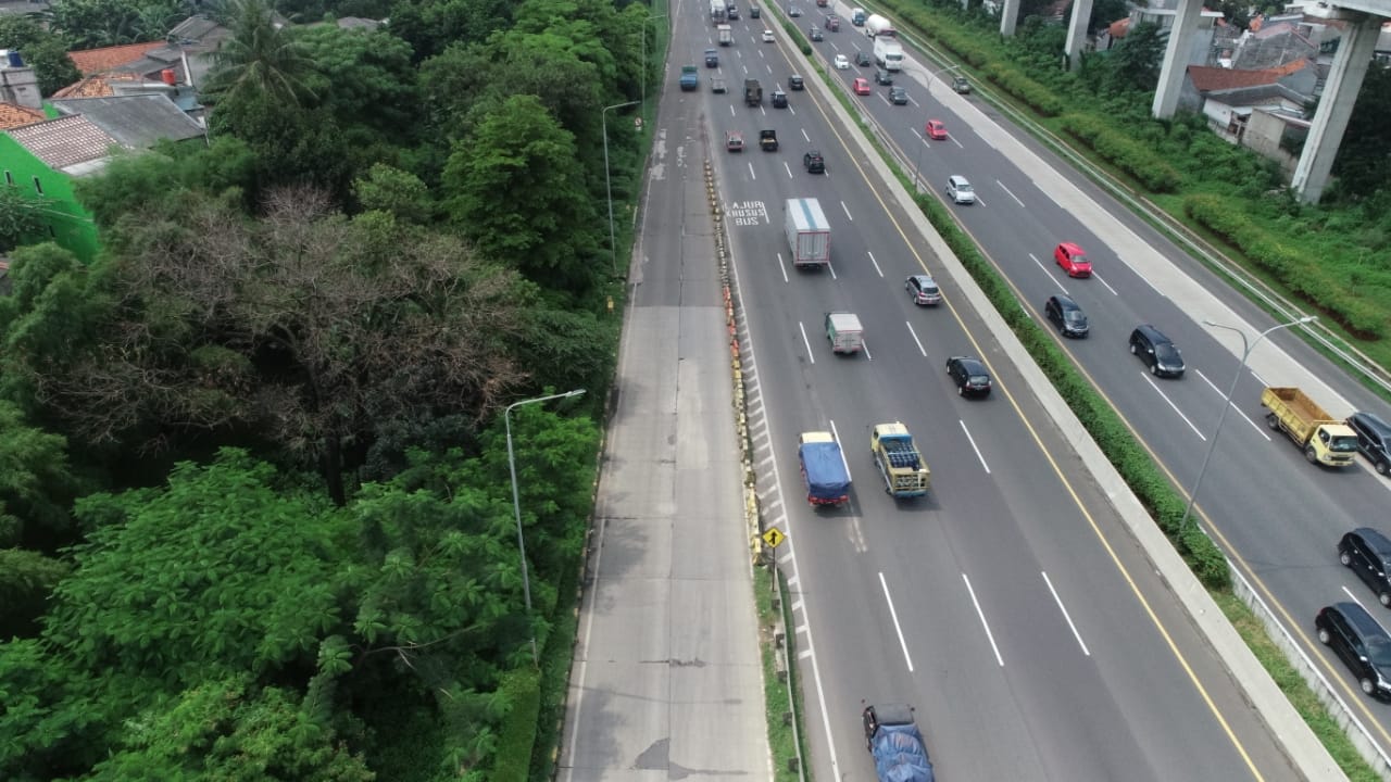 kecepatan jalan tol, Kecepatan minimum di jalan tol, phantom traffic, Macet Tanpa Sebab, Jangan Egois, Melaju Kayak Keong di Jalan Tol Bisa Picu Phantom Traffic