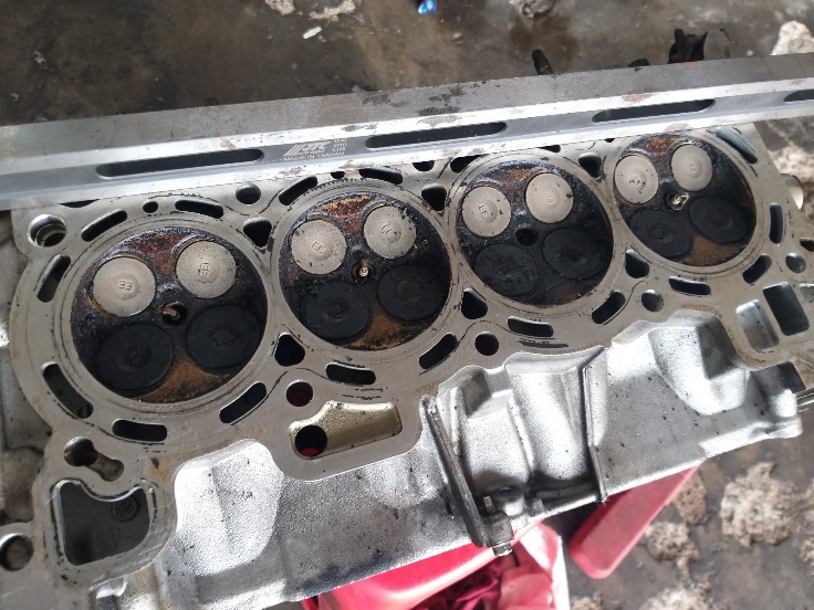sil klep, ruang bakar, servis besar, overhaul, kerak karbon, Kapan Seharusnya Mesin Mobil Servis Besar, Simak Tanda-tandanya