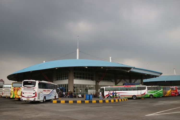mudik lebaran, arus balik, terminal pulo gebang, Arus Balik di Terminal Pulo Gebang Diprediksi Melonjak Mulai Hari Ini