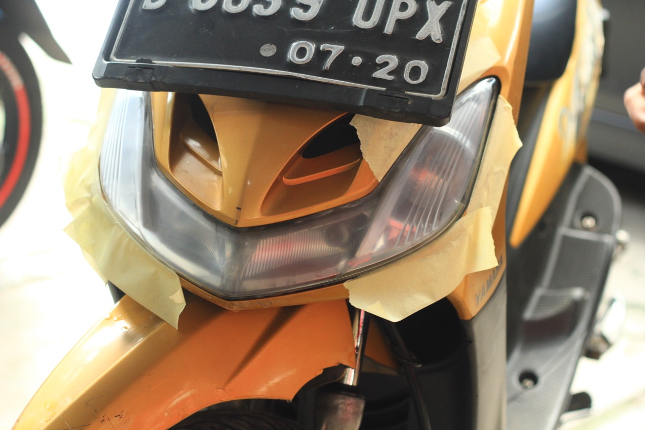 motor bekas, mika lampu, mika lampu motor, cara mencegah mika lampu kusam, cara cegah mika lampu kusam, cara cegah mika lampu motor kusam, Ini Dua Cara Mudah Mencegah Mika Lampu Motor Bekas Jadi Kusam