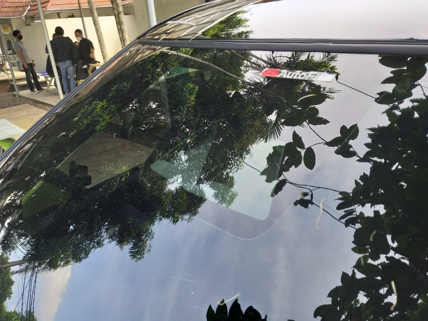 kaca, kaca mobil, mobil bekas, cara membersihkan kaca, cara membersihkan kaca mobil, Biar Nggak Baret-baret, Begini Trik Membersihkan Kaca Depan Mobil Bekas Yang Benar