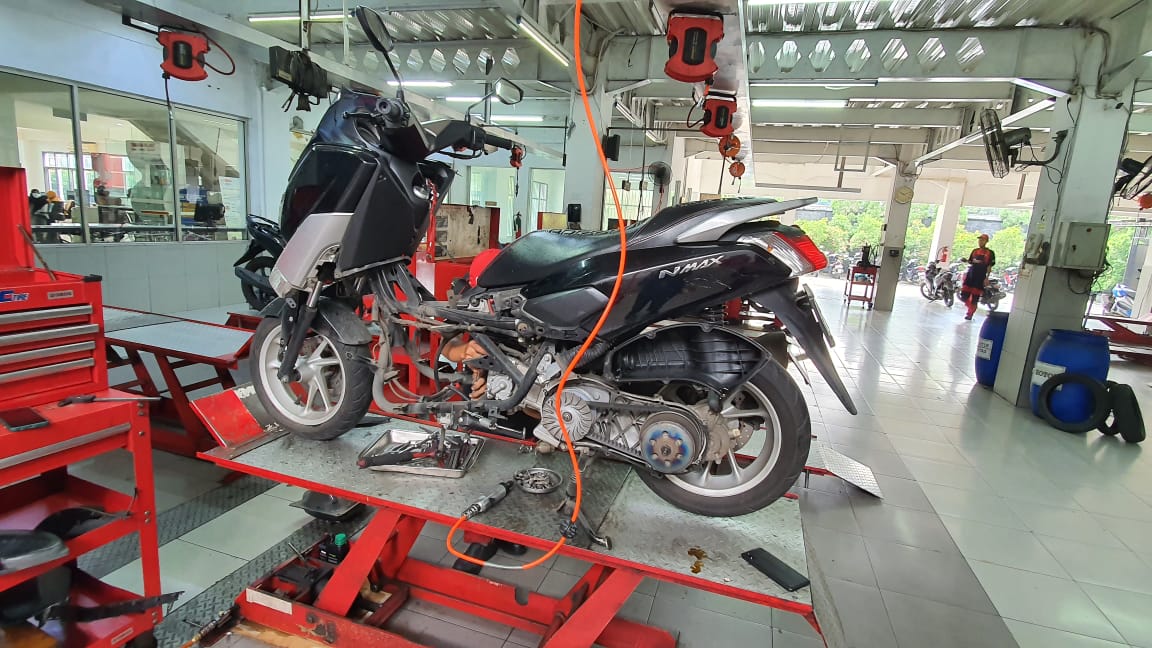 NMAX, yamaha nmax, amie jaya motor, Noken As Baret, Noken As Yamaha NMAX Baret? Segini Biaya Gantinya di Bengkel Resmi