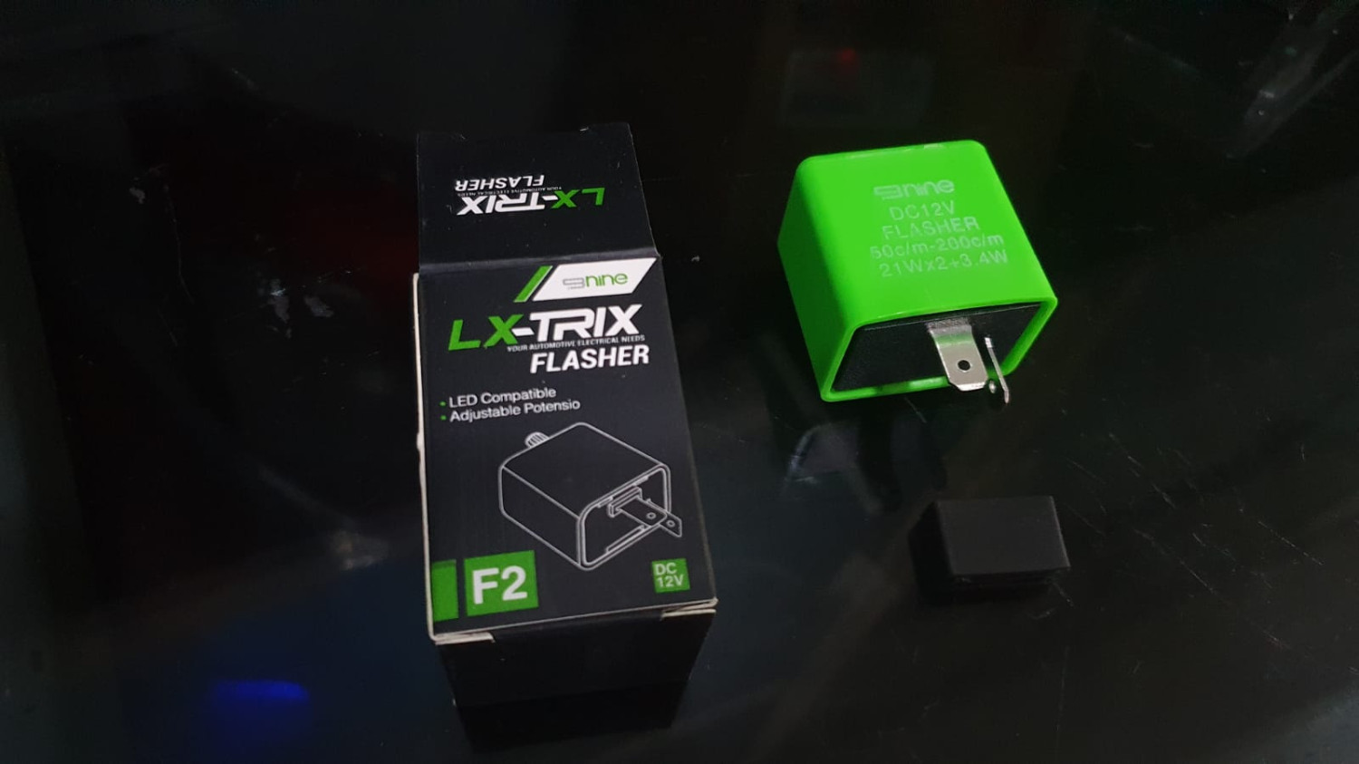 lampu sein, lampu led, lampu sein motor, lampu bohlam, lampu sein led, Ini Sebabnya Setelah Diganti LED Lampu Sein Motor Bekas Nggak Berkedip
