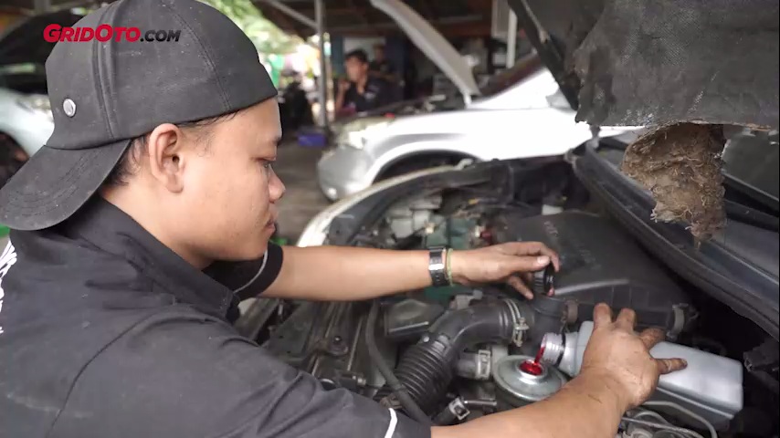 mobil, power, setir, steering, Setir Sangat Berat Saat Parkir Bisa Jadi Gejala Gangguan Steering