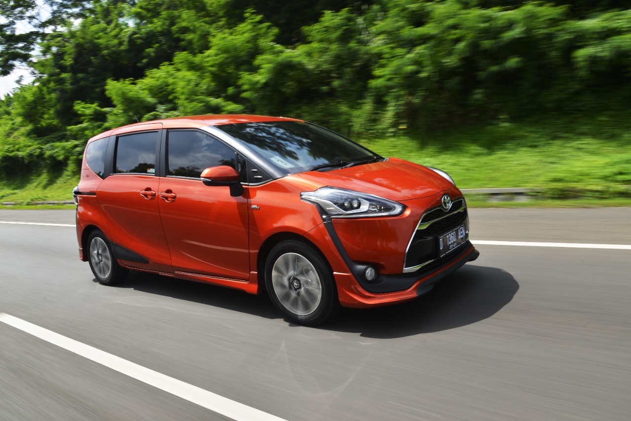 mobil bekas honda freed, mobil bekas MPV, mobil bekas nissan evalia, harga mobil bekas toyota sienta, Tiga Pilihan Mobil Bekas MPV Sliding Door Harga Rp 80 Jutaan