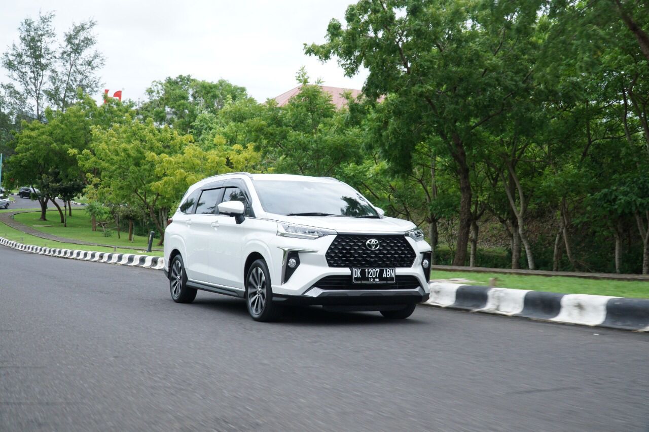 toyota, veloz, toyota veloz, penjualan veloz, Penjualan Toyota Veloz Didominasi Tipe CVT, Manual Tinggal Segini