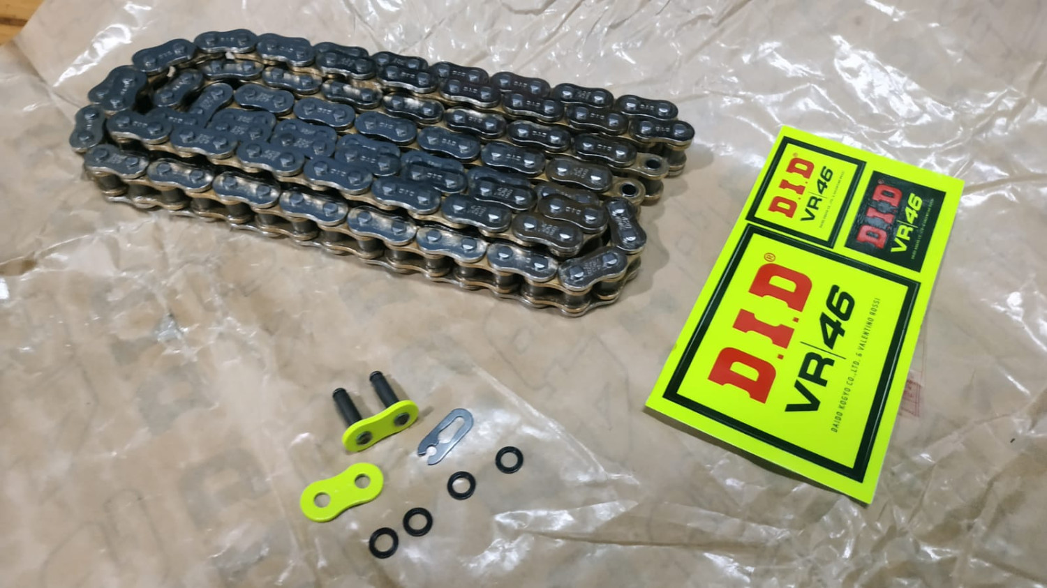rantai motor, rantai DID, Carbon Steel, Bahan Rantai Motor, Material Penyusun Rantai, Tahan Digeber Ratusan Km Per Jam, Ternyata Ini Material Pembuatan Rantai Motor