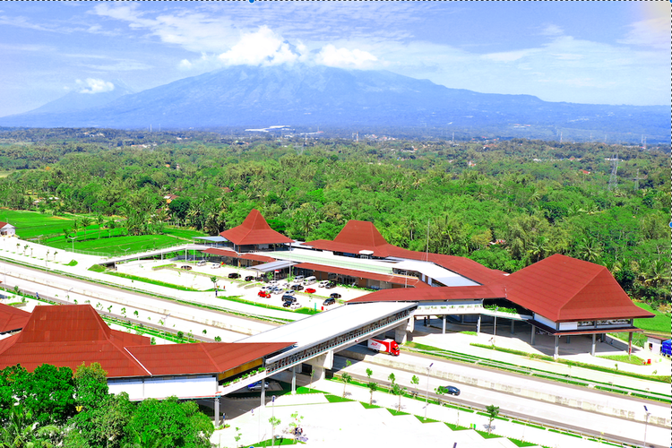 rest area, Waktu Istirahat Rest Area, Rest Area Penuh, Rest Area KM 456, Rest Area Salatiga, Jangan Egois, Segini Waktu Maksimal Istirahat di Rest Area saat Mudik Lebaran