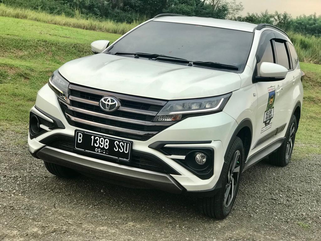 mobil keluarga, toyota rush bekas, mobil bekas rush, harga mobil bekas toyota rush, Nataru 2025, Akhir Tahun Mobil Bekas Toyota Rush Dijual Rp 130 Jutaan