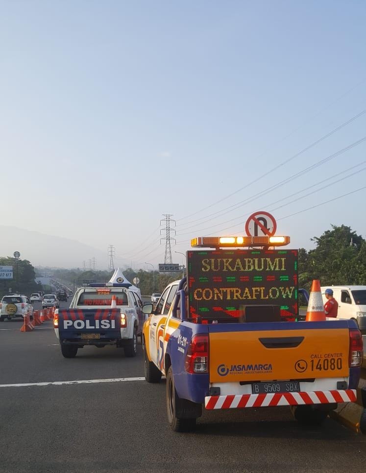 liburan akhir tahun, kemenhub, diskon tarif tol, libur nataru, Contraflow Libur Nataru, Piknik Akhir Tahun Nataru Wajib Lancar, Kemenhub Terapkan Sederet Kebijakan Lalu Lintas Ini