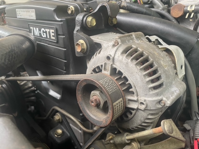 mobil bekas, alternator, alternator mobil, penyebab alternator rusak, penyebab alternator mobil rusak, kenapa alternator mobil rusak, Inilah Dua Penyebab Alternator Di Mobil Bekas Bisa Mengalami Kerusakan