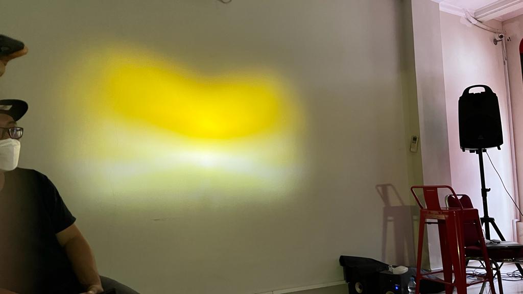 lampu, lampu motor, lampu led, autovision, Bukan Putih, Ini Warna Lampu Motor yang Cocok di Musim Hujan