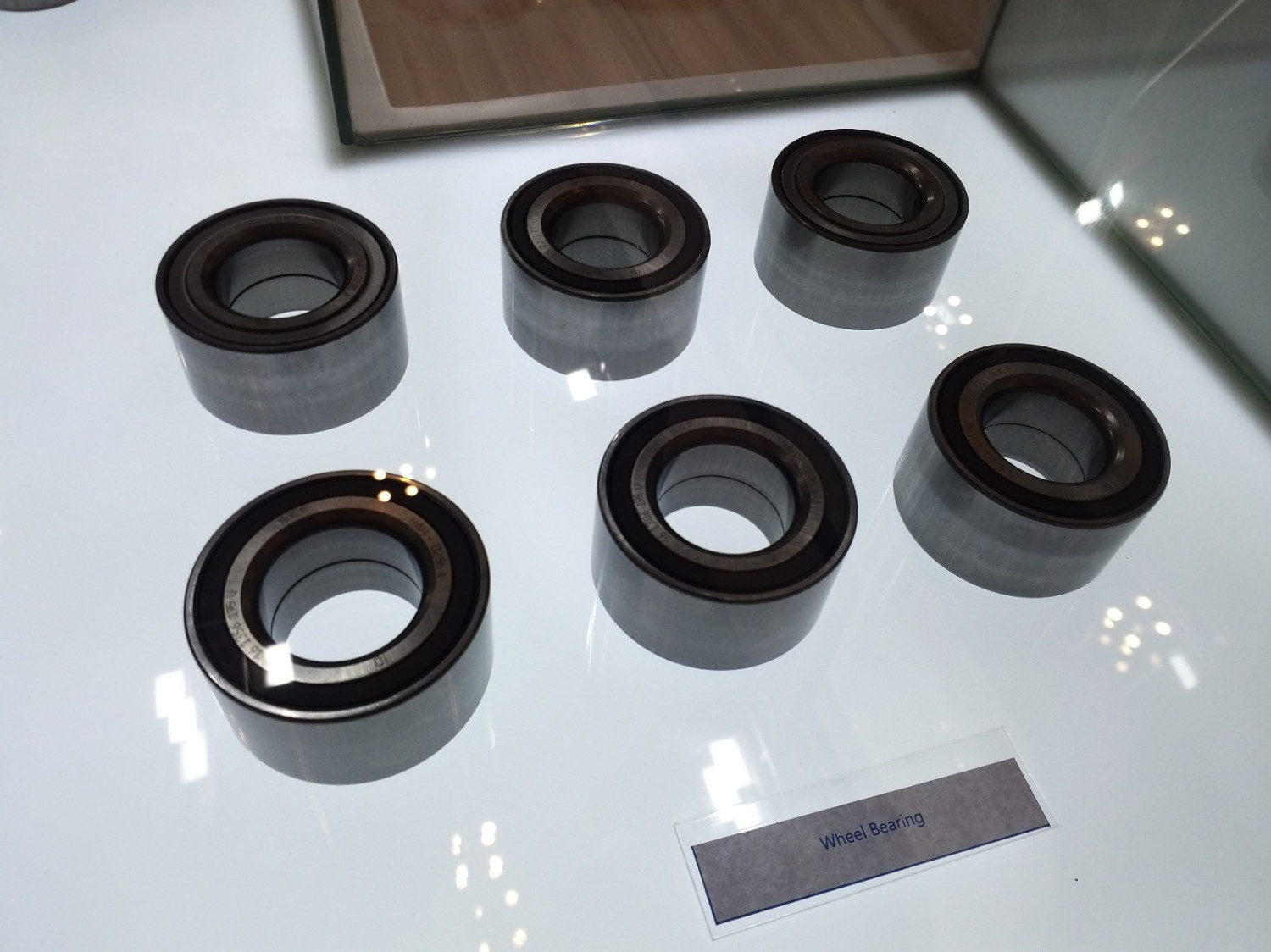 Kaki-kaki, bearing roda, kondisi jalan, Oblak, Kapan Saat yang Tepat Ganti Bearing Roda Mobil? ini Jawabannya