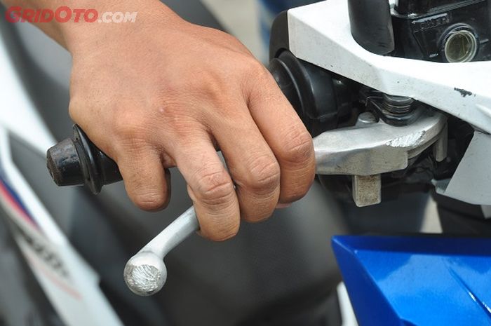rem depan, Sil Master Rem, VPM Garage, Rem Depan Motor Terasa Dalam Saat Ditekan? Ini Biang Keladinya