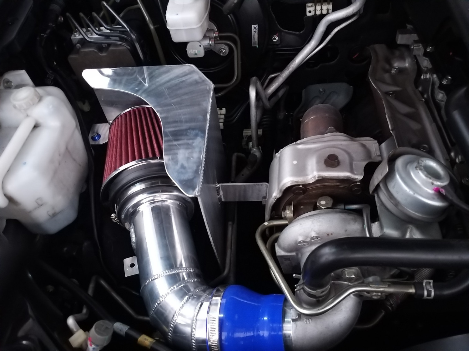 debu, performa, filter udara, racing, kerak karbon, Ganti Filter Udara Racing Mobil Buat Harian, Apakah Disarankan?
