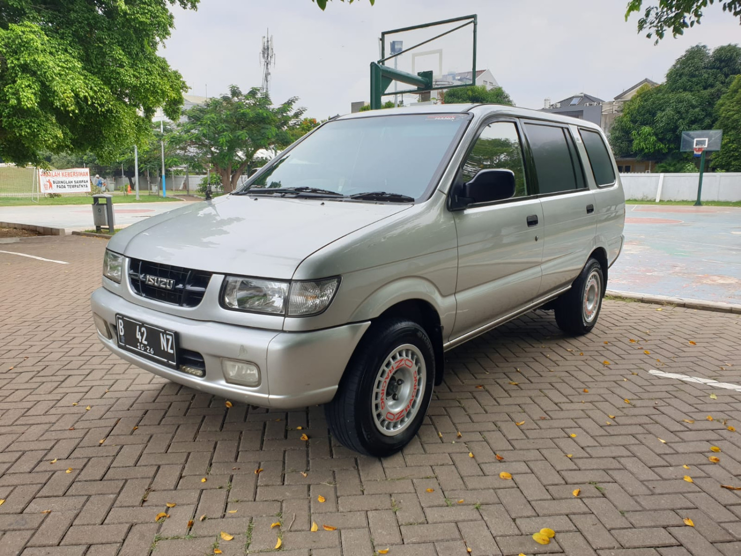 isuzu panther, Panther Bekas, mobil bekas panther, mobil bekas MPV, harga mobil bekas isuzu panther, Idul Adha Bentar Lagi, Mobil Bekas Isuzu Panther Dijual Rp 50 Jutaan
