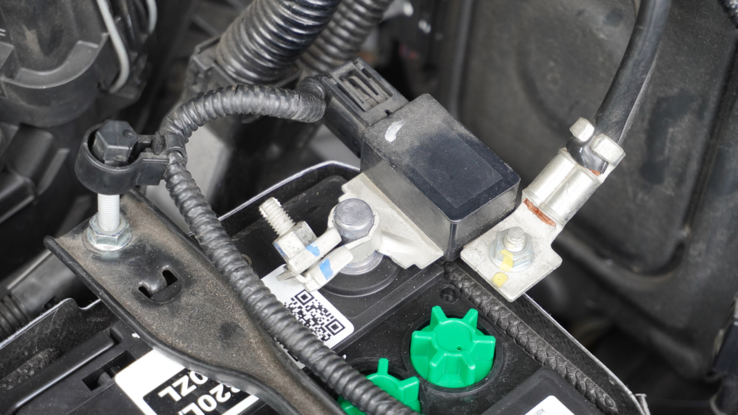 arus listrik, tekor, kabel massa, grounding, Aki Mobil Jadi Cepat Tekor, Bisa Jadi Kabel Ini Mulai Bermasalah