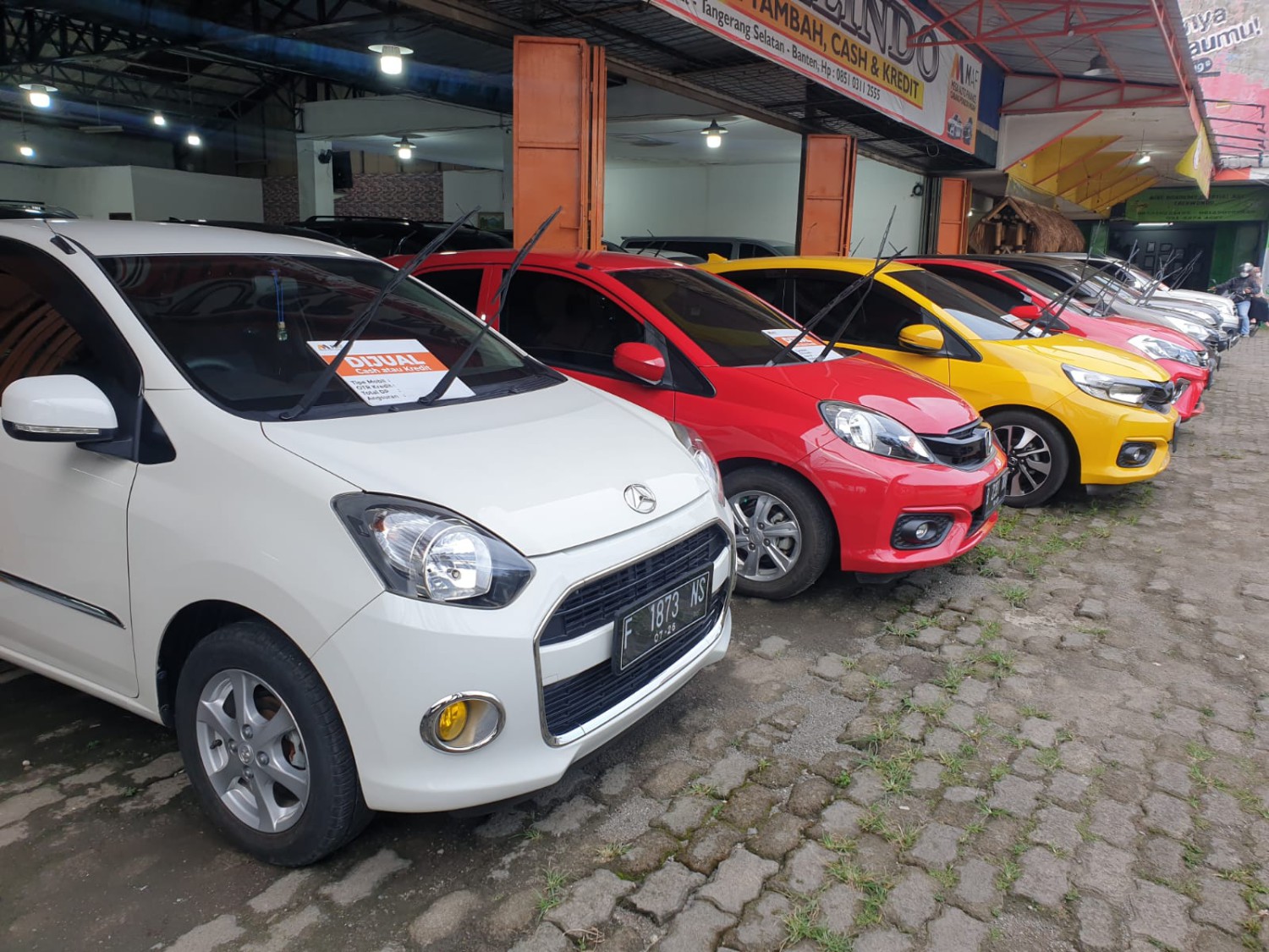 mobil bekas, mobil bekas 80 jutaan, mobil bekas 60 jutaan, mobil bekas lcgc, mobil bekas lcgc 60 jutaan, lcgc 60 jutaan, mobil bekas lcgc 80 jutaan, mobil bekas 80 juta, Empat Pilihan Mobil Bekas LCGC Tahun 2016 Harga Rp 60-80 Juta