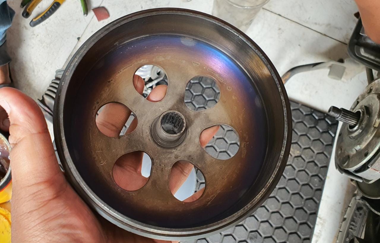 motor matic, mangkok kampas ganda, kampas ganda, kampas ganda motor matic, mangkok kampas ganda motor matic, Mangkok Ganda Motor Matic Kalian Aus? Ini Efek Negatifnya Kalau Dibiarkan