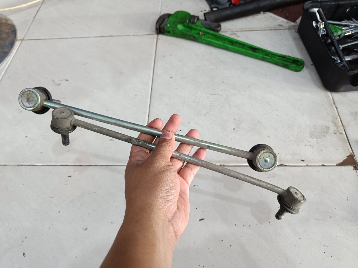 harga, rusak, honda jazz, komponen, Kaki-kaki, link stabilizer, Ciri-ciri Link Stabilizer Honda Jazz Rusak yang Perlu Diketahui