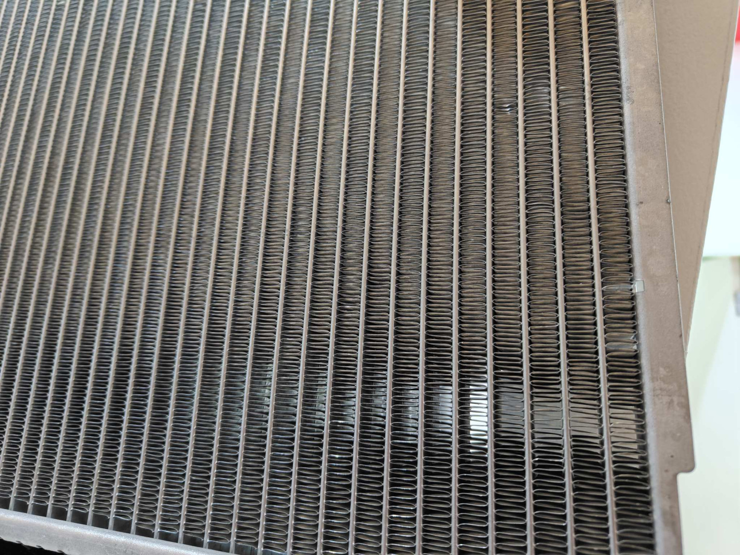 mobil bekas, radiator mobil, cara membersihkan kisi-kisi radiator mobil, kisi-kisi radiator, cara membersihkan radiator, cara membersihkan radiator mobil, Begini Cara Benar Membersihkan Kisi-kisi Radiator Mobil Bekas Pasca Mudik Lebaran