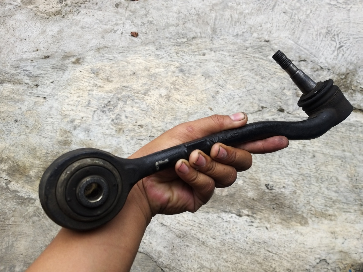 gemuk, komponen, grease, Kaki-kaki, tie rod, Bagian Kaki-Kaki Ini Perlu Dikasih Gemuk Biar Enggak Gampang Rusak