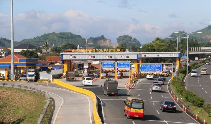 mudik lebaran, diskon tarif tol, diskon lebaran, diskon jalan tol, Diskon Tarif Jalan Tol, Diskon Tol Lebaran, Bukan Takut Rugi, Ini Alasan Diskon Tarif Tol Diberikan Sebelum Puncak Arus Mudik dan Balik Lebaran
