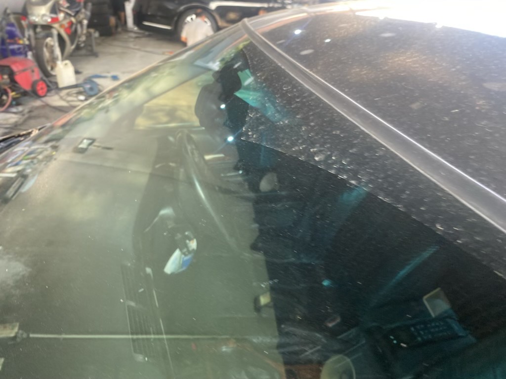 tips, mobil, pembersih, kaca, cairan, kusam, Awas, Cairan Pembersih Tidak Tepat Bisa Bikin Kaca Mobil Cepat Kusam