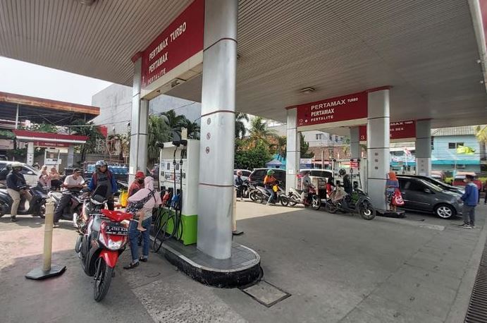 pertamina, pertalite, pembatasan pertalite, beli pertalite dibatasi, Kabar Pembatasan Pertalite Rp 50.000 Ramai Beredar, Pertamina Tegaskan Hal Ini